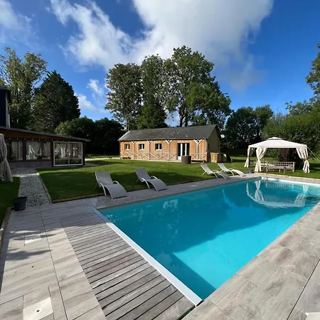 Вилла Domaine Du Bal
